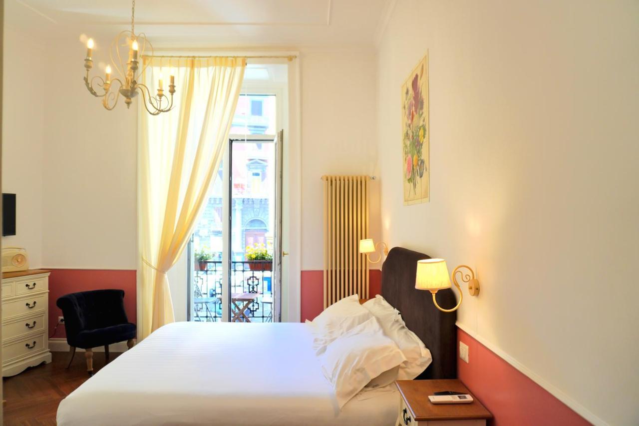 Macchiato Suites Boutique Guest House Наполи Екстериор снимка
