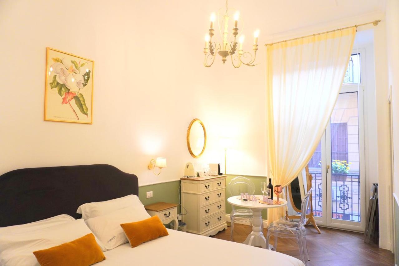 Macchiato Suites Boutique Guest House Наполи Екстериор снимка